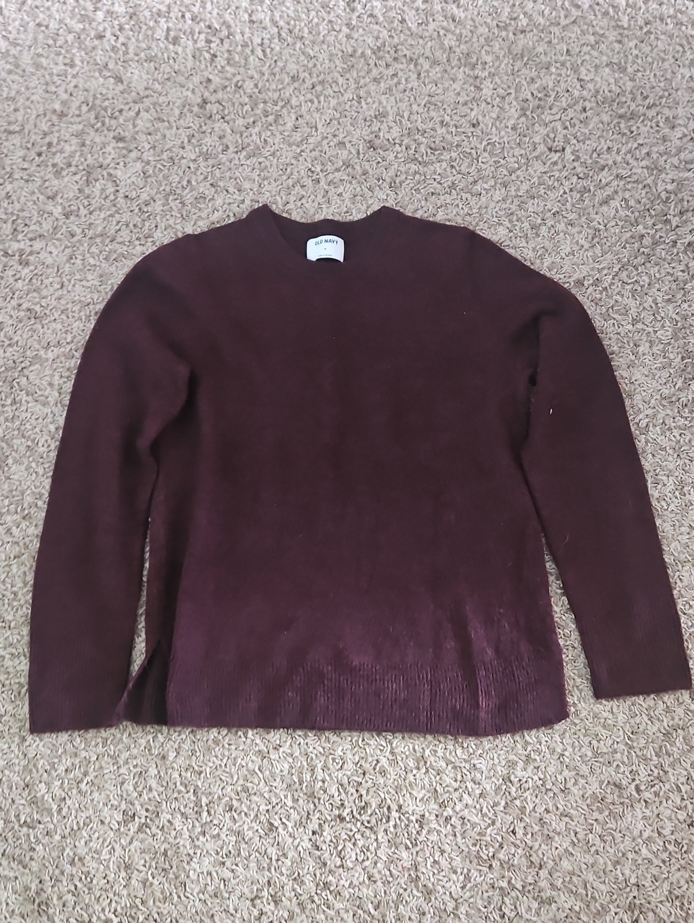 Old Navy Women's Crewneck Sweater in Burgundy